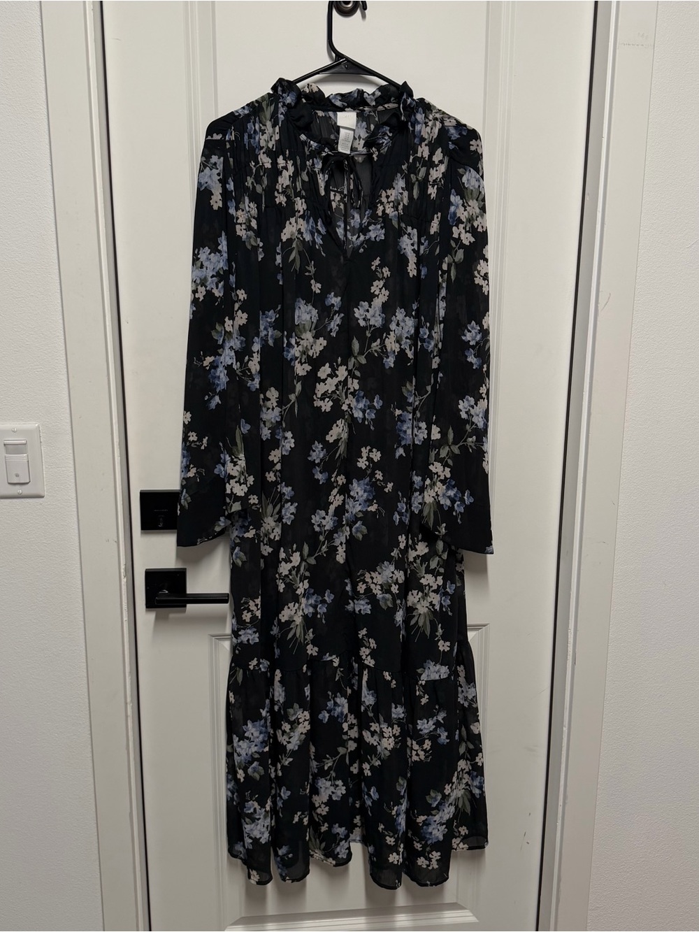 Floral Black and Blue Women's Maxi Dress